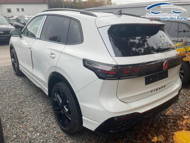 Volkswagen Tiguan 2.0 TSI 195 kW 4Motion R-Line Tiguan TSI DSG 4M R-LINE Black, Pano, AHK, IQ.Light, AreaView, 20-Zoll, Navi 