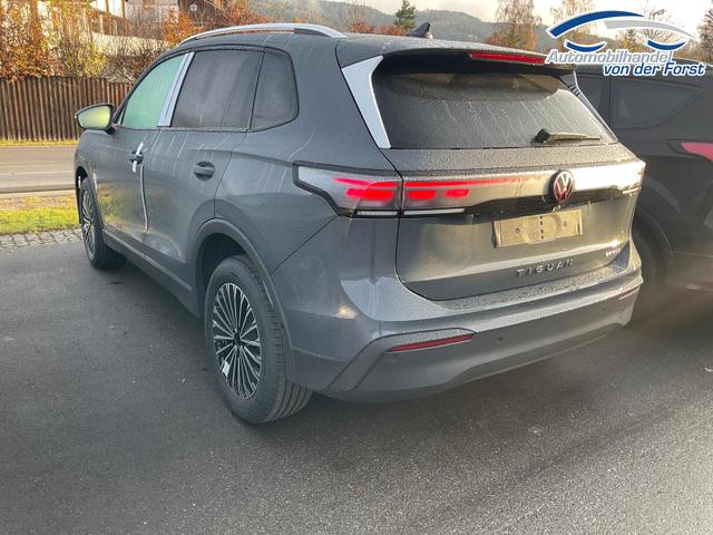 Volkswagen Tiguan 1.5 TSI eHybrid 150 kW Life Tiguan 1.5 eHybrid DSG Life, IQ.Light, Pano, AHK, EasyOpen, AreaView, Side 