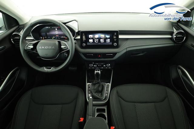 Skoda Fabia Selection Fabia 1.0 TSI DSG Selection, KESSY, Kamera, 15-Zoll schwarz, Winter, Ladeboden 