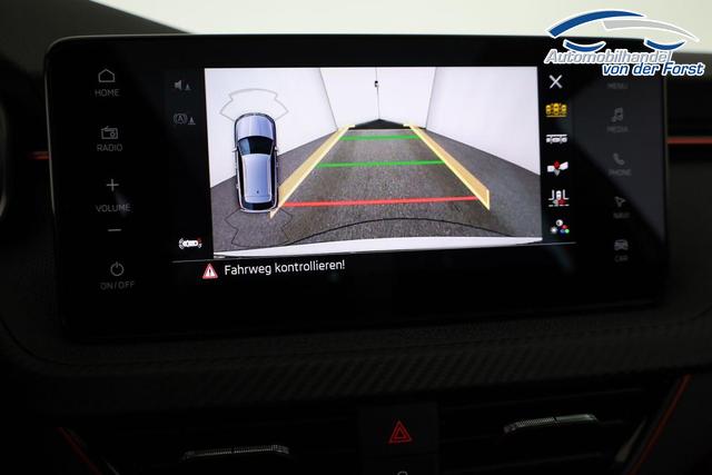 Skoda Kamiq Monte Carlo Kamiq 1.0 TSI DSG Monte Carlo, Matrix, AHK, 18-Zoll, Pano, Navi, el.Klappe, 5 J.-Garantie 