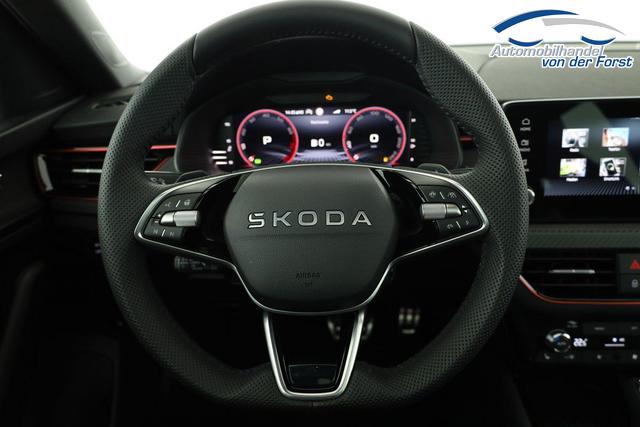 Skoda Kamiq Monte Carlo Kamiq 1.5 TSI DSG Monte Carlo, Pano, AHK, IQ.Light, Side, Kamera, Winter, 17-Zoll 