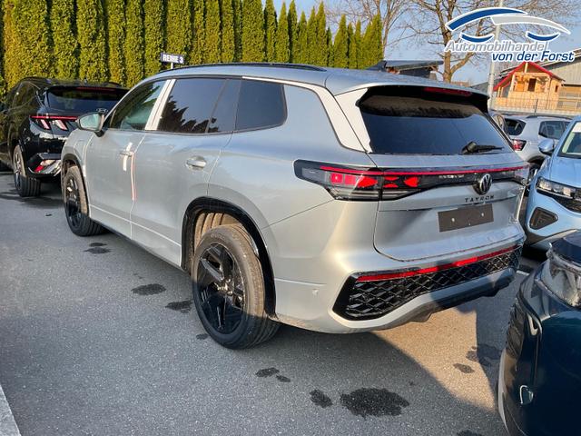 Volkswagen Tayron 1.5 TSI eHybrid 150 kW R-Line Tayron 1.5 eHybrid R-LINE Black, Pano, HuD, AHK, AreaView, LED-Plus, Side, Navi, Winter Plus, 5 J.-Garantie 