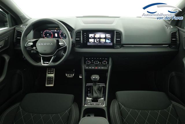 Skoda Karoq Sportline Karoq 1.5 TSI DSG Sportline, AHK, Navi, CANTON, Matrix, AreaView, Side, Kamera, el. Klappe, FS-beheizbar 
