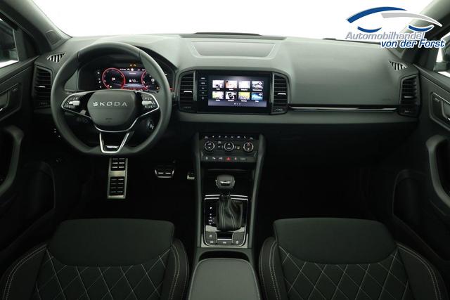 Skoda Karoq Sportline Karoq 1.5 TSI DSG Sportline, Pano, AHK, Navi, Matrix, AreaView, Side, FS-beheizbar, Winter, 19-Zoll 