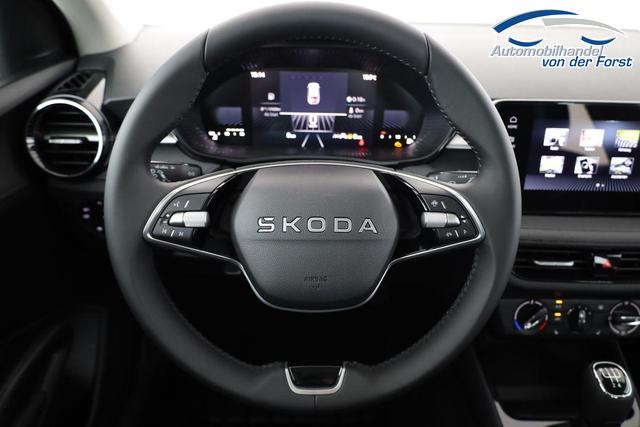 Skoda Fabia Selection Fabia 1.0 TSI Selection, Ladeboden, Park, Winterpaket, SmartLink, 4 J.-Garantie 