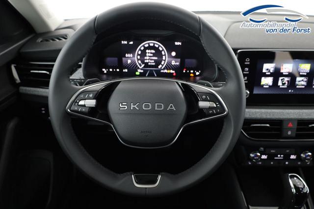 Skoda Kamiq Selection Kamiq 1.5 TSI DSG Selection, AHK, LED, Kamera, Ladeboden, Winter, 16-Zoll 