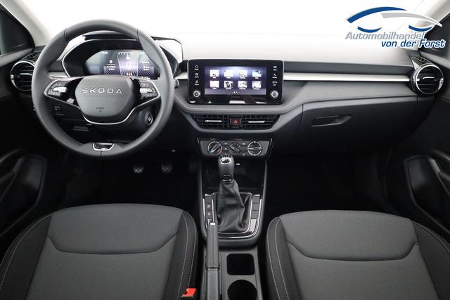 Skoda Fabia Selection 1.0 TSI Selection, Tempomat, Ladeboden, Park, SmartLink, 4-J Garantie 