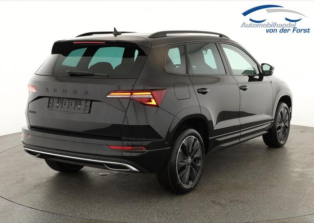 Skoda Karoq Sportline 1.5 TSI DSG Sportline, Pano, AHK, Navi, CANTON, Matrix, AreaView, Side, el. Klappe, FS-beheizbar, 5 J.-Garantie 