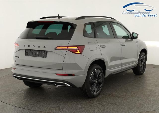 Skoda Karoq Sportline 1.5 TSI DSG Sportline, Pano, AHK, Navi, CANTON, Matrix, AreaView, Side, el. Klappe, FS-beheizbar, 5 J.-Garantie 