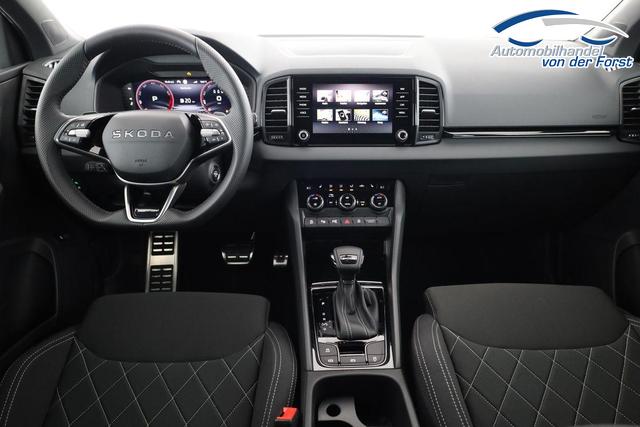 Skoda Karoq Sportline 1.5 TSI DSG Sportline, AHK, Navi, CANTON, Matrix, AreaView, Side, Kamera, el. Klappe, FS-beheizbar, 5 J.-Garantie 
