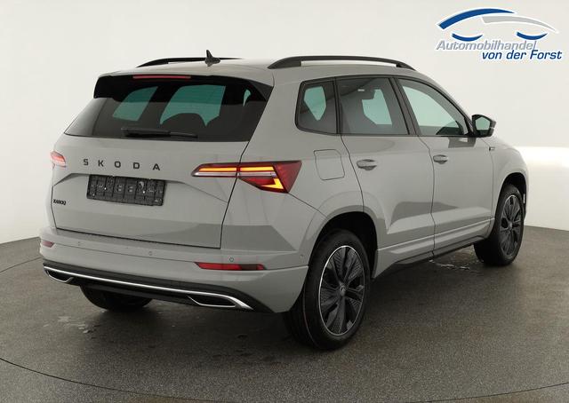 Skoda Karoq Sportline 1.5 TSI DSG Sportline, AHK, Navi, CANTON, Matrix, AreaView, Side, Kamera, el. Klappe, FS-beheizbar, 5 J.-Garantie 