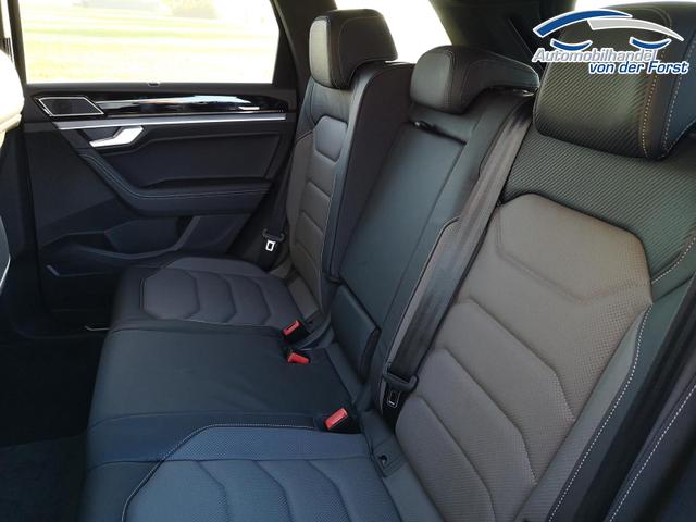 Volkswagen Touareg 3.0 TDI 210 kW 4Motion R-Line Touareg 3.0 V6 TDI R-Line 4Motion UPE 113.880 &euro; 