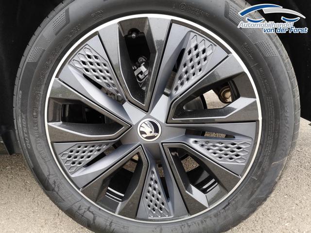 Skoda Karoq Sportline Karoq 1.5TSI DSG Sportline ABT AHK Matrix ACC Navi 