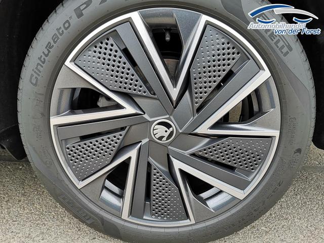 Skoda Superb Combi 1.5 TSI iV 150 kW Sportline Superb Kombi 1.5 TSI iV Sportline Head Up Pano AHK GV5 