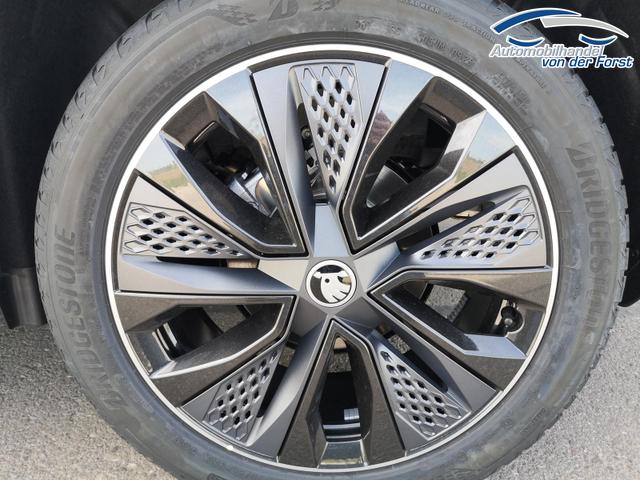Skoda Karoq Sportline 2.0TDI Sportline DSG 4x4 AHK Matrix Navi ACC 