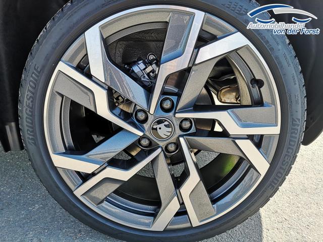 Skoda Karoq Sportline Karoq 2.0TDI Sportline DSG 4x4 AHK Matrix Pano Sound Leder 19 Zoll 