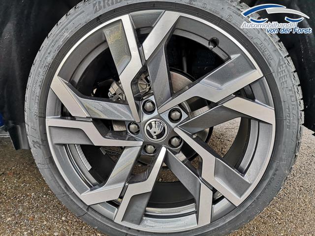 Skoda Karoq Sportline Karoq 2.0TDI Sportline DSG 4x4 AHK Matrix Leder 19 Zoll 