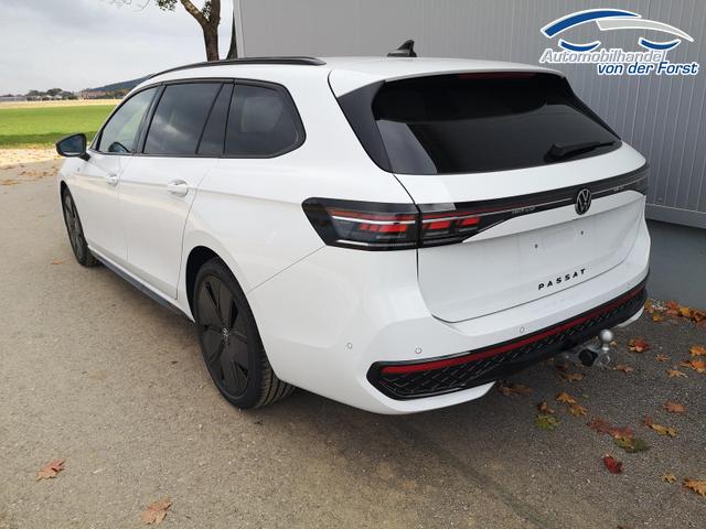 Volkswagen Passat Variant 2.0 TDI 142 kW 4Motion R-Line Passat Variant 2.0 TDI DSG 4Motion R-Line Pano 19 Zoll Head Up AHK Navi 