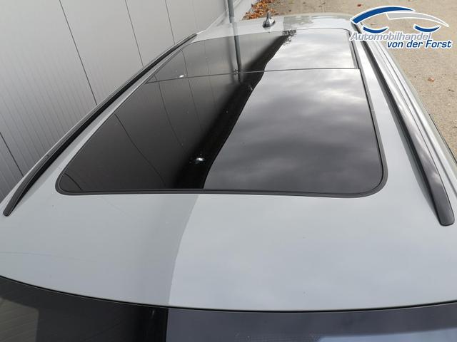 Skoda Octavia Combi 2.0 TSI 195 kW RS Octavia Kombi RS 2.0TSI Pano Matrix Area AHK Sound GV5 