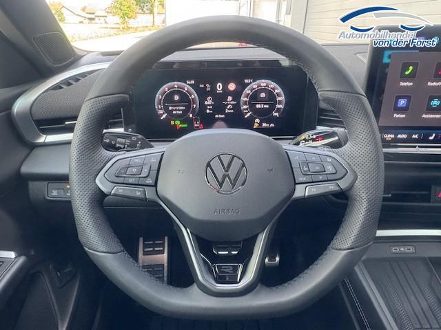 Volkswagen T-Roc 1.5 eTSI 110 kW R-Line T-Roc 1.5 eTSI R-Line Pano Black GV5 19 Zoll 
