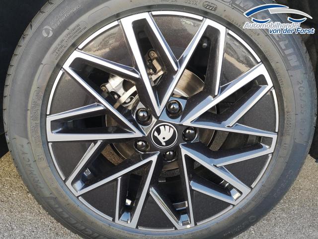 Skoda Octavia Combi 2.0 TDI 110 kW Selection Kombi 2.0 TDI DSG Selection 17 Lodge Navi PDC GV5 el. Hk 