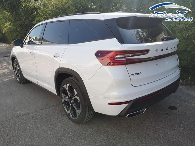 Skoda Kodiaq 2.0 TSI 195 kW 4x4 RS 2.0 TSI RS DSG 4x4 AHK 7 Sitzer Pano Head GV5 