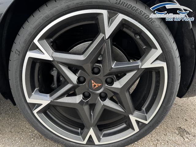 Cupra Leon Sportstourer 2.0 TSI 245 kW 4Drive VZ Kombi ST 2.0TSI AHK ACC 