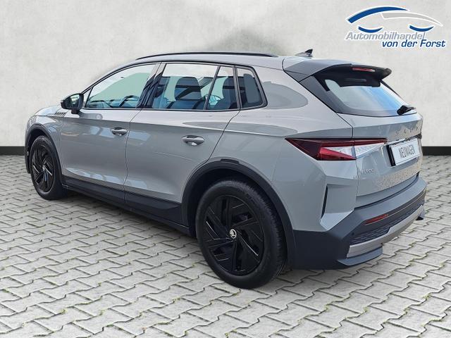 Skoda Elroq 50 Tour Studio 50 Tour SmartLink Kamera UniversalCharger 