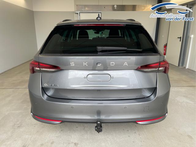 Skoda / Octavia Combi / Grau / / / DSG AHK+Sitzheizung+App Connect