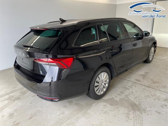 Skoda / Octavia Combi / Schwarz / / / DSG AHK+Sitzheizung+App Connect
