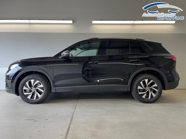 Volkswagen / Tiguan / Schwarz / / / 204PS DSG eHybrid IQ.Light+Navi