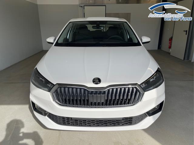 Skoda / Fabia / Weiß / / / 115PS Sitzheizung + App Connect