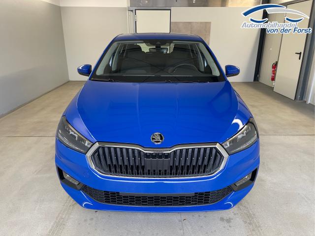 Skoda / Fabia / Blau / / / 95PS Sitzheizung+4 Jahre Garantie