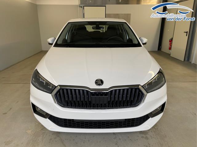 Skoda / Fabia / Weiß / / / 95PS Sitzheizung+4 Jahre Garantie