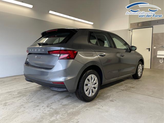 Skoda / Fabia / Grau / / / 95PS Sitzheizung+4 Jahre Garantie