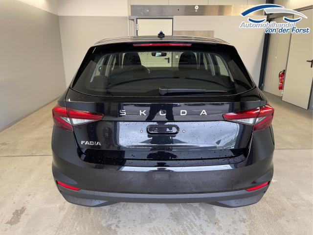 Skoda / Fabia / Schwarz / / / 95PS Sitzheizung+4 Jahre Garantie