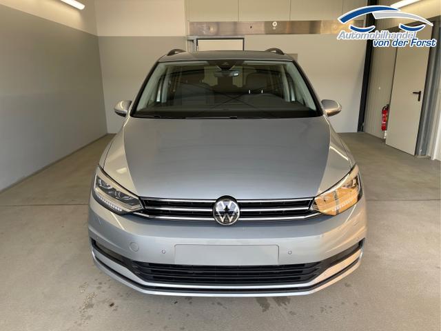 Volkswagen / Touran / Silber / / / 1.5 TSI DSG 7Sitz+AHK+IQ.Light+Kamera+Navi+eHeck+Keyless+Sitzheiz