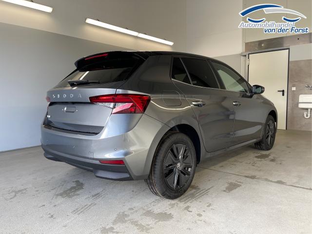 Skoda / Fabia / Grau / / / Selection 115PS DSG AHK+Dynamic+Kamera+Kessy+Alu16+Sitzheiz+Climatron+PDCvohi 