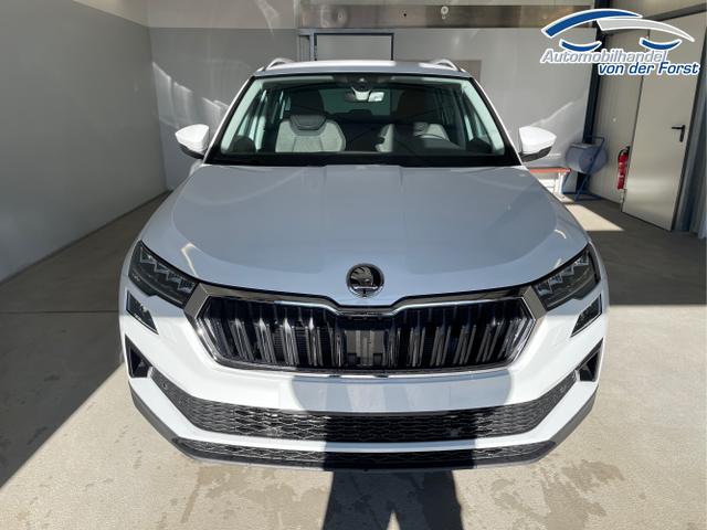 Skoda / Karoq / Wei&szlig; / / / 150PS TDI DSG 4x4 AHK+Navi+ACC+Kamera+Sitzheiz+eHeck+GV5