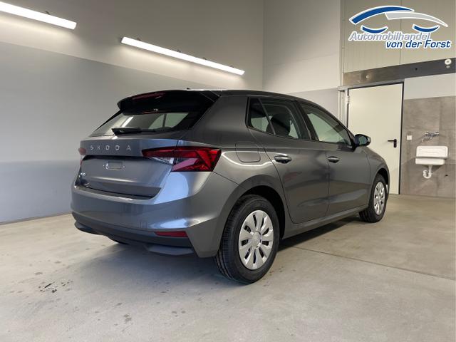 Skoda / Fabia / Grau / / / Drive 115PS GV5+Sitzheiz+AppConnect+LED+Armlehne+Touch+PDC+Nebel