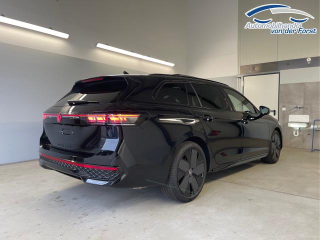Volkswagen / Passat Variant / Schwarz / / / 265PS 4M Stdhz+Leder+AHK+DCC+Pano+Harman+Alu19+IQ.Drive+Black+HUD