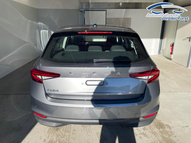 Skoda / Fabia / Grau / / / 95PS Sitzheizung+Lenkradheizung+App-Connect+GRA+GVL+ParkPilot