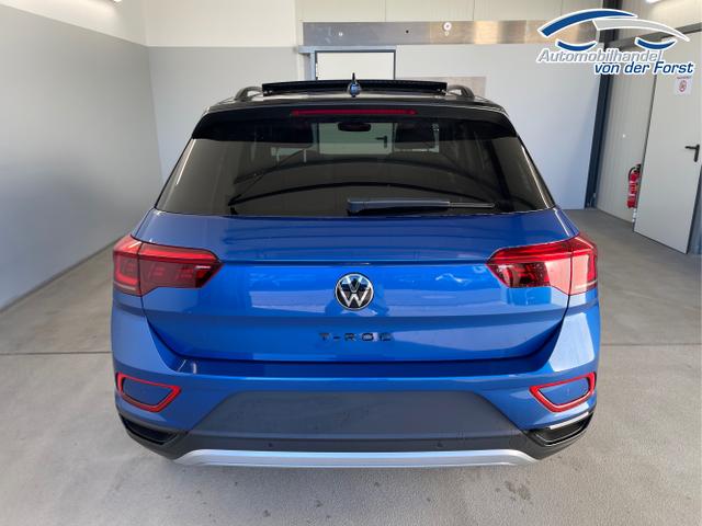 Volkswagen / T-Roc / Blau / / / TDI DSG Pano+Black Style+AHK+Navi+ergoActive+IQ.Drive+Kamera+Keyless