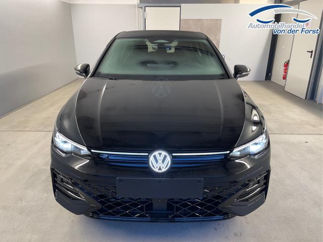 Volkswagen / Golf / Schwarz / / / 150PS DSG+Black Style
