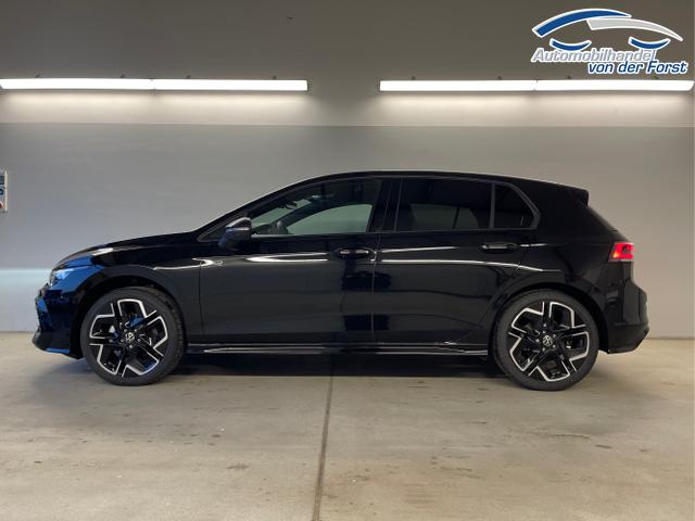 Volkswagen / Golf / Schwarz / / / 150PS DSG+Black Style