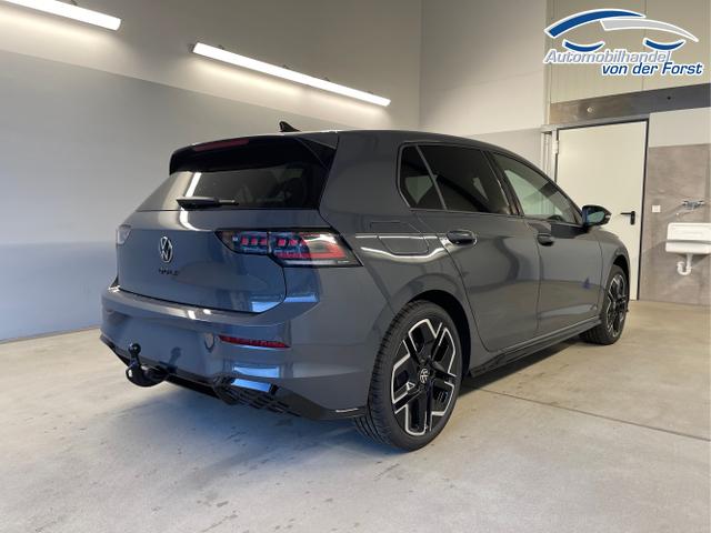 Volkswagen / Golf / Grau / / / 150PS DSG+Black Style