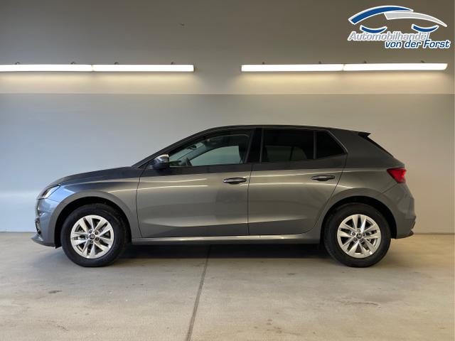 Skoda / Fabia / Grau / / / 115PS Alu+AHK+Kessy+Kamera+GV5