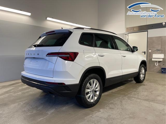 Skoda / Karoq / Wei&szlig; / / / 150PS DSG AHK+Kamera+ACC+Kessy+Kamera+ParkPilot vo+hi+App