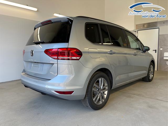 Volkswagen / Touran / Silber / / / 150PS 7Si+IQ.Light+TrailerAss+Cam+Navi+Kamera+Alarm+Kessy+App-Connect