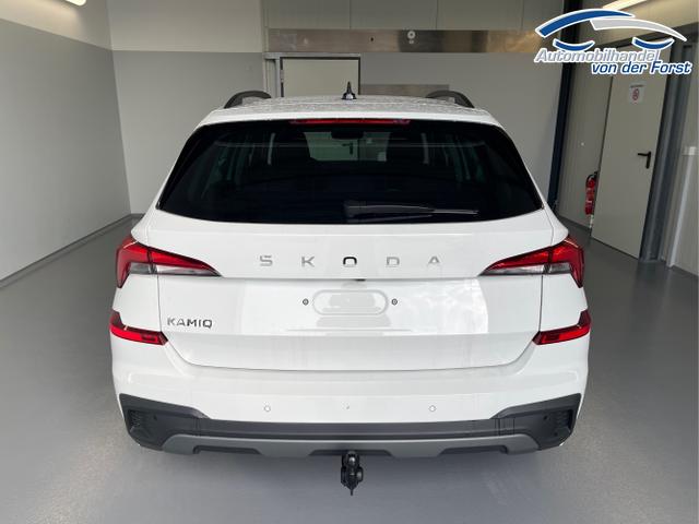 Skoda / KAMIQ / Wei&szlig; / / / 115PS DSG AHK+Kamera+Kessy+PDC+Winterpaket+Alu16+GVL